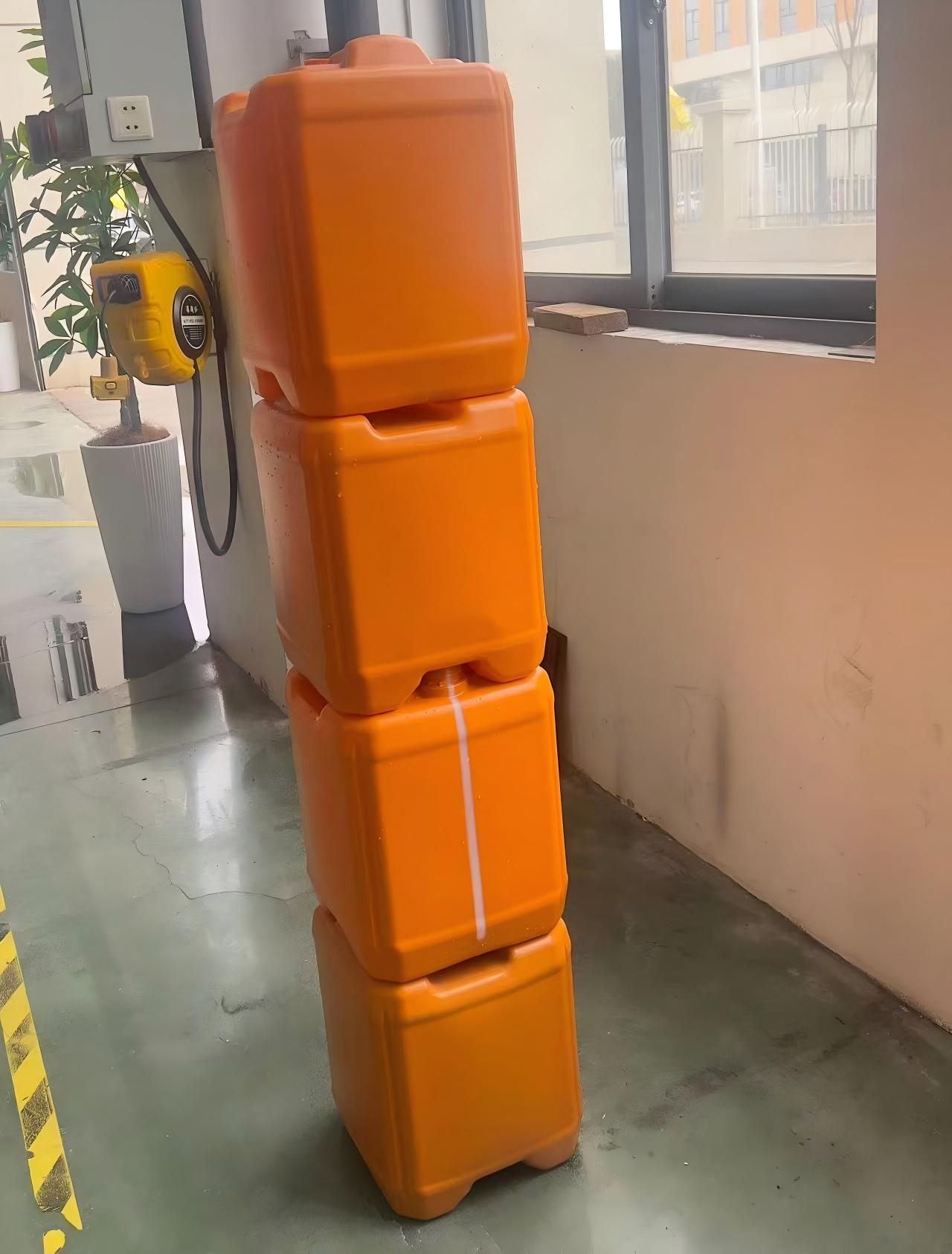 ماكينة قولبة النفخ Jwell 30L للحاوية البلاستيكية HDPE أحادية/متعددة الطبقات/Jerrycan/البراميل المفتوحة