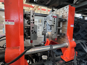 الزجاجات البلاستيكية والجرار ضربة صب القالب، جوفاء البلاستيك ضربة صب القالب