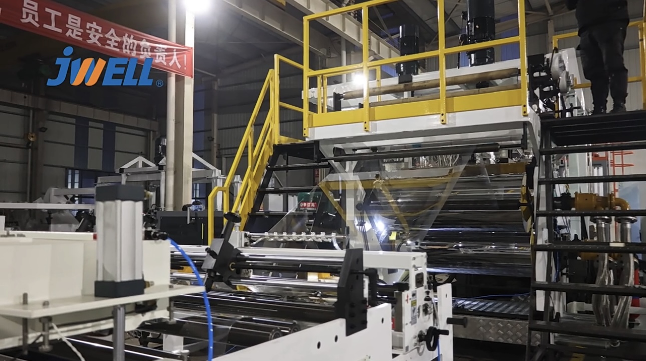 آلة بثق الصفيحة PET/PLA من Jwell آلة بثق البلاستيك ذات السعة العالية